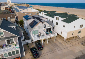 15 43rd, Sea Isle City, New Jersey 08243, 4 Bedrooms Bedrooms, 10 Rooms Rooms,2 BathroomsBathrooms,Residential,For Sale,43rd,541285