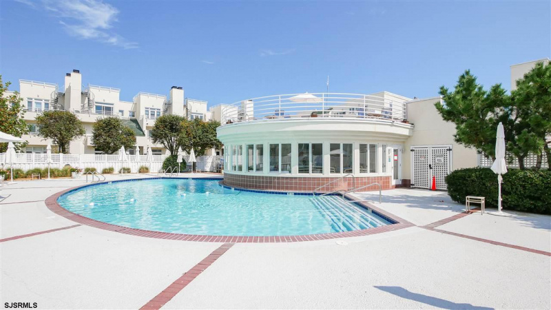 7701 ATLANTIC #12E, Margate, New Jersey 08402, 2 Bedrooms Bedrooms, 5 Rooms Rooms,2 BathroomsBathrooms,Condominium,For Sale,ATLANTIC #12E,541268