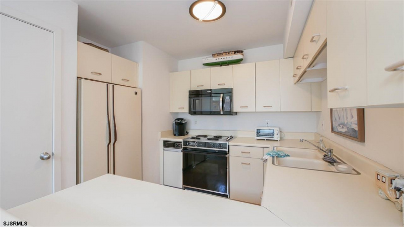 7701 ATLANTIC #12E, Margate, New Jersey 08402, 2 Bedrooms Bedrooms, 5 Rooms Rooms,2 BathroomsBathrooms,Condominium,For Sale,ATLANTIC #12E,541268