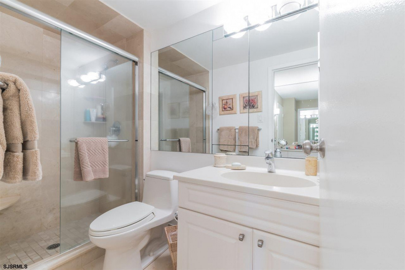 2700 Atlantic, Longport, New Jersey 08403, 2 Bedrooms Bedrooms, 5 Rooms Rooms,2 BathroomsBathrooms,Condominium,For Sale,Atlantic,541283