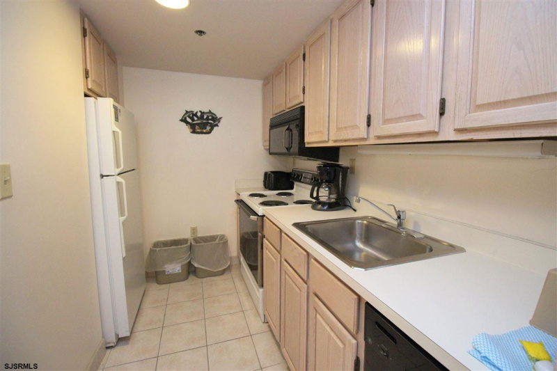 901 Ocean Ave, Ocean City, New Jersey 08226, 1 Bedroom Bedrooms, 4 Rooms Rooms,1 BathroomBathrooms,Condominium,For Sale,Ocean Ave,527283