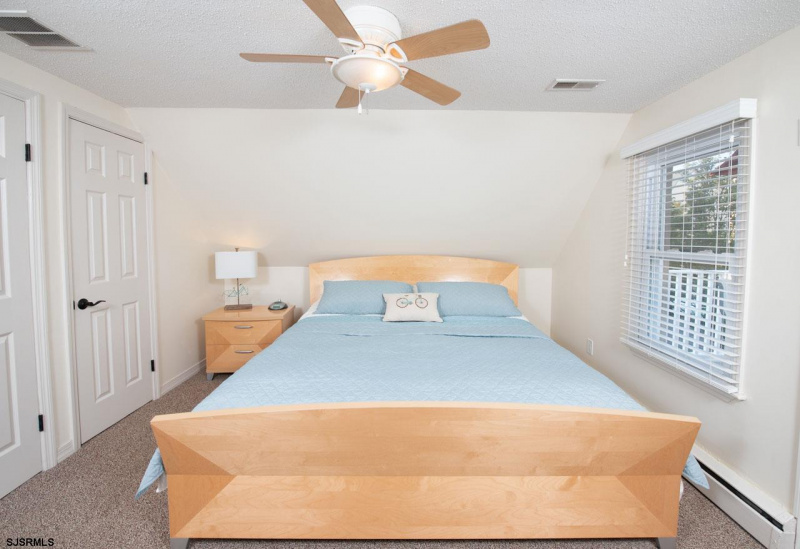 24 Adams, Margate, New Jersey 08402, 3 Bedrooms Bedrooms, 7 Rooms Rooms,2 BathroomsBathrooms,Condominium,For Sale,Adams,541303