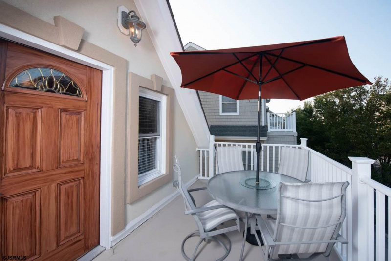 24 Adams, Margate, New Jersey 08402, 3 Bedrooms Bedrooms, 7 Rooms Rooms,2 BathroomsBathrooms,Condominium,For Sale,Adams,541303