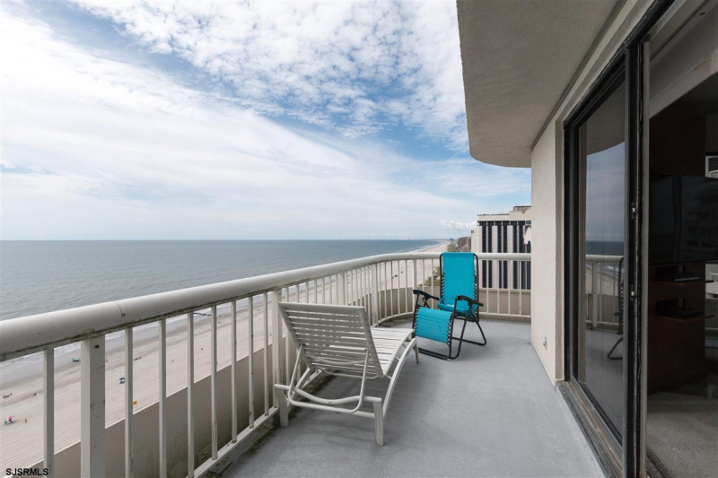 3101 Boardwalk, Atlantic City, New Jersey 08401, 2 Bedrooms Bedrooms, 7 Rooms Rooms,2 BathroomsBathrooms,Condominium,For Sale,Boardwalk,541315