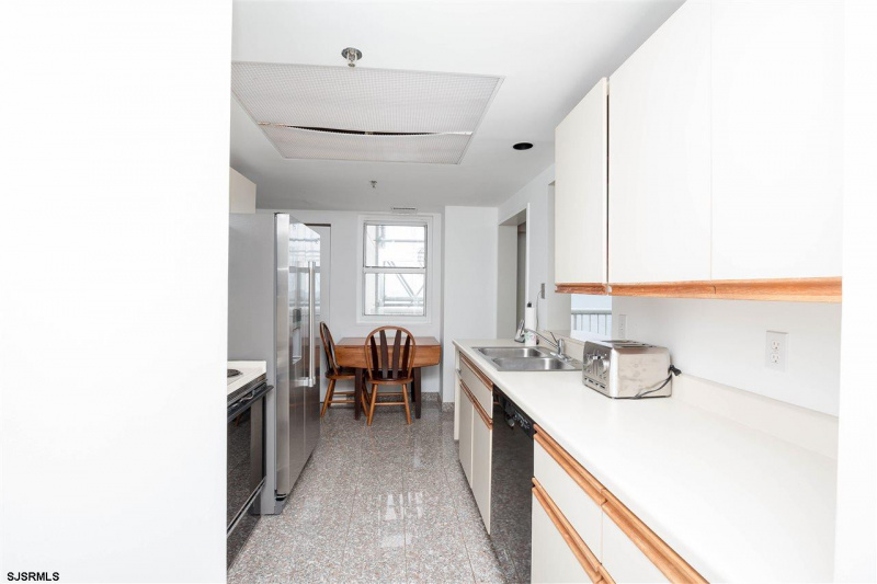 3101 Boardwalk, Atlantic City, New Jersey 08401, 2 Bedrooms Bedrooms, 7 Rooms Rooms,2 BathroomsBathrooms,Condominium,For Sale,Boardwalk,541315