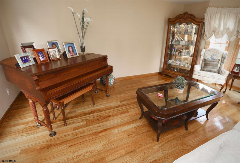5 Heritage, Marmora, New Jersey 08223, 4 Bedrooms Bedrooms, 11 Rooms Rooms,3 BathroomsBathrooms,Residential,For Sale,Heritage,541339