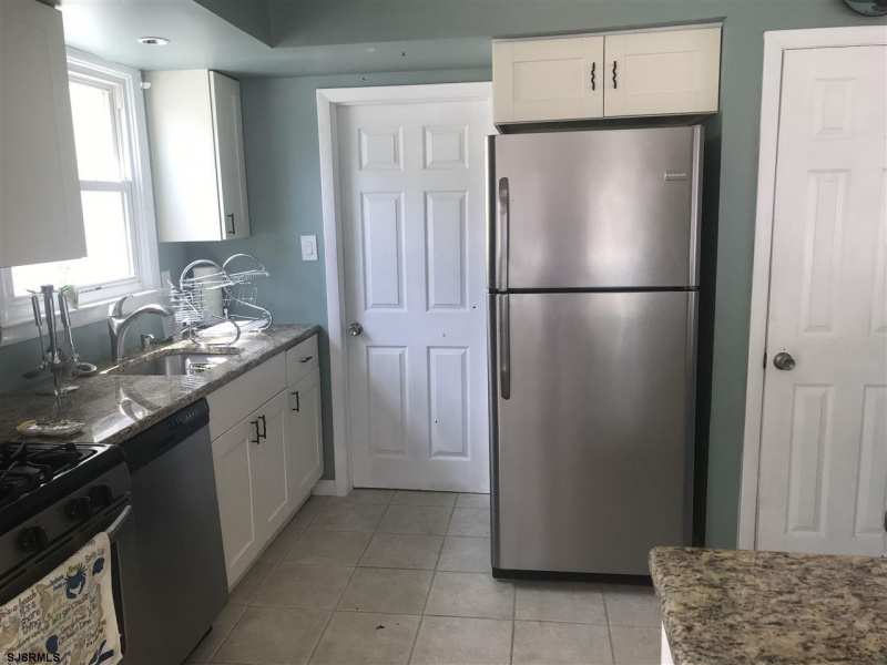 220 A Princeton, Ventnor, New Jersey 08406, 3 Bedrooms Bedrooms, 6 Rooms Rooms,2 BathroomsBathrooms,Residential,For Sale,Princeton,541346