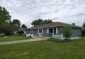 13 FRANCIS DRIVE, Pennsville Township, New Jersey 08070, 3 Bedrooms Bedrooms, 7 Rooms Rooms,1 BathroomBathrooms,Residential,For Sale,FRANCIS DRIVE,541351