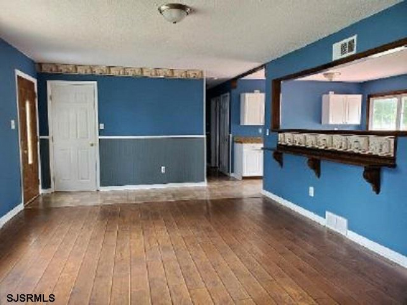 13 FRANCIS DRIVE, Pennsville Township, New Jersey 08070, 3 Bedrooms Bedrooms, 7 Rooms Rooms,1 BathroomBathrooms,Residential,For Sale,FRANCIS DRIVE,541351