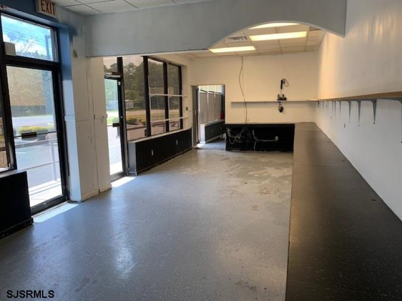 241 White Horse, Pomona, New Jersey 08215, ,Commercial/industrial,For Sale,White Horse,541360