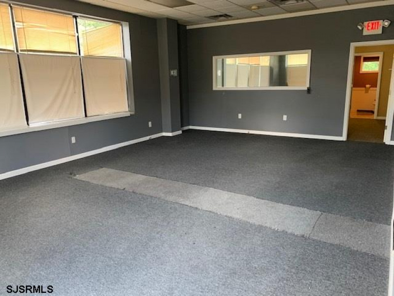 241 White Horse, Pomona, New Jersey 08215, ,Commercial/industrial,For Sale,White Horse,541360