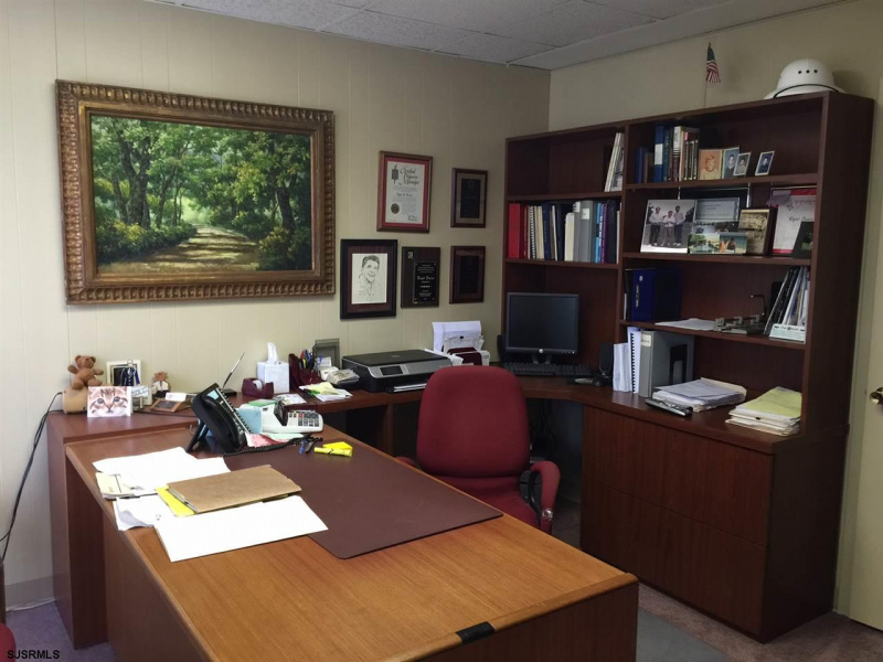 1071 Landis, Vineland, New Jersey 08360, ,6 BathroomsBathrooms,Commercial/industrial,For Sale,Landis,541370