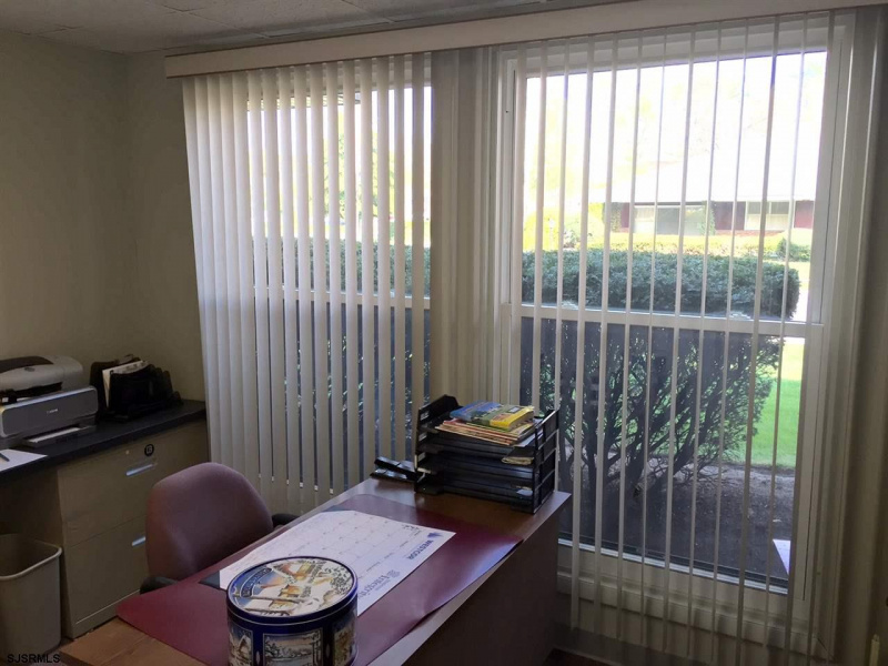 1071 Landis, Vineland, New Jersey 08360, ,6 BathroomsBathrooms,Commercial/industrial,For Sale,Landis,541370