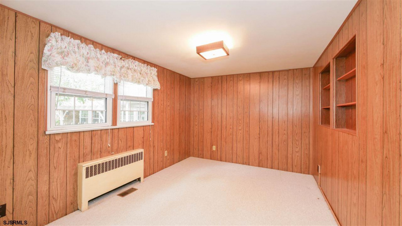 605 Broad, Northfield, New Jersey 08225, 5 Bedrooms Bedrooms, 9 Rooms Rooms,2 BathroomsBathrooms,Residential,For Sale,Broad,541354