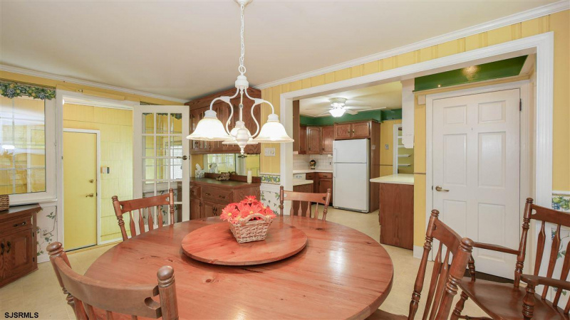 605 Broad, Northfield, New Jersey 08225, 5 Bedrooms Bedrooms, 9 Rooms Rooms,2 BathroomsBathrooms,Residential,For Sale,Broad,541354