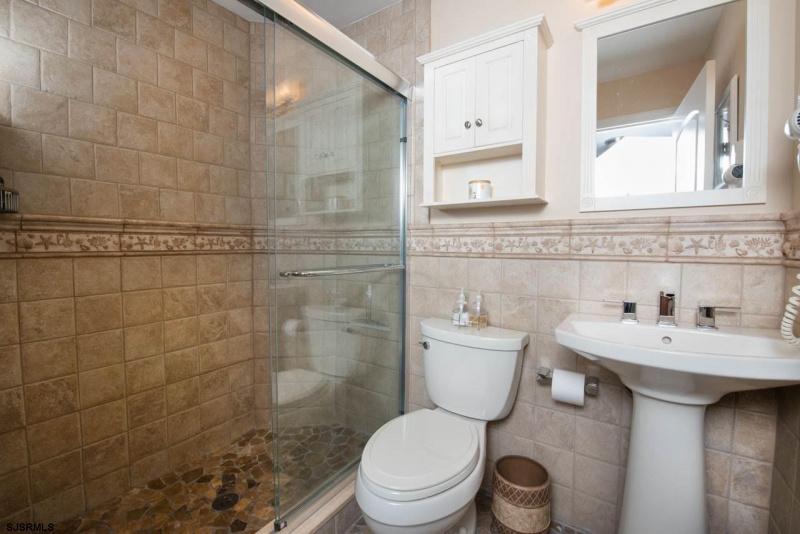 24 Adam, Margate, New Jersey 08402, 3 Bedrooms Bedrooms, 7 Rooms Rooms,2 BathroomsBathrooms,Residential,For Sale,Adam,541372