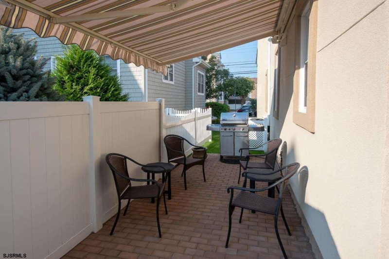 24 Adam, Margate, New Jersey 08402, 3 Bedrooms Bedrooms, 7 Rooms Rooms,2 BathroomsBathrooms,Residential,For Sale,Adam,541372