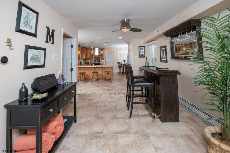 24 Adam, Margate, New Jersey 08402, 3 Bedrooms Bedrooms, 7 Rooms Rooms,2 BathroomsBathrooms,Residential,For Sale,Adam,541372