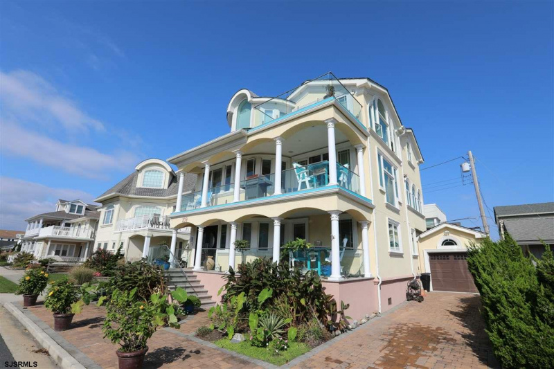 109 Knight, Margate, New Jersey 08402, 5 Bedrooms Bedrooms, 10 Rooms Rooms,4 BathroomsBathrooms,Residential,For Sale,Knight,541376