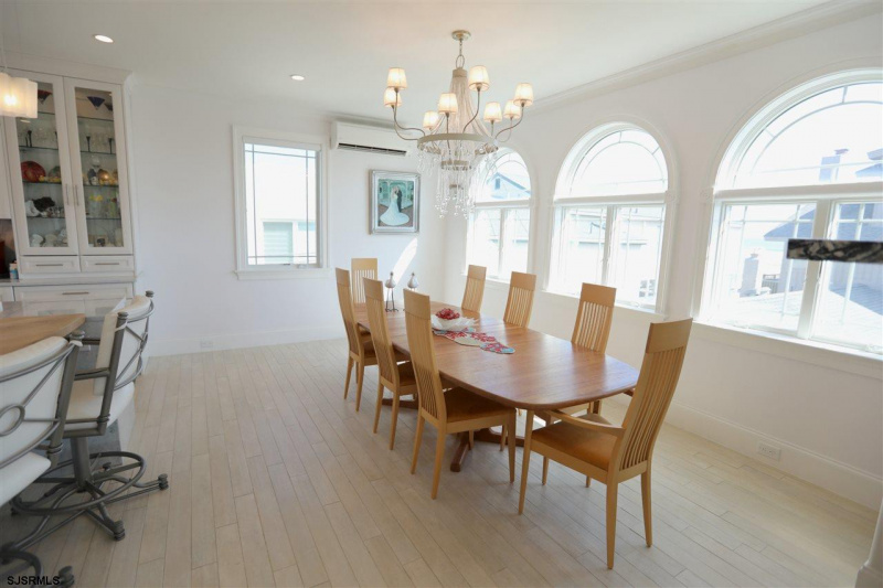 109 Knight, Margate, New Jersey 08402, 5 Bedrooms Bedrooms, 10 Rooms Rooms,4 BathroomsBathrooms,Residential,For Sale,Knight,541376