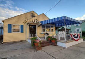 202 Cambridge Ave, Ventnor, New Jersey 08406, 3 Bedrooms Bedrooms, 8 Rooms Rooms,2 BathroomsBathrooms,Residential,For Sale,Cambridge Ave,541387