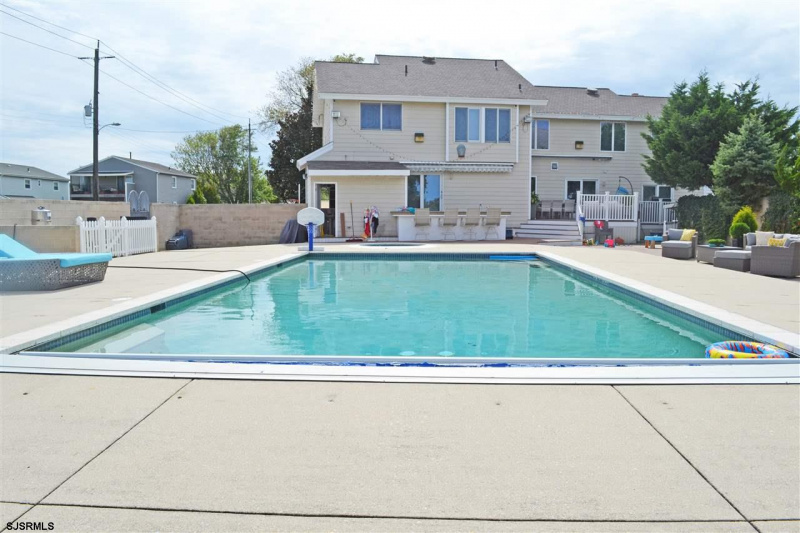 601 Kingsley, Ventnor, New Jersey 00840-6, 5 Bedrooms Bedrooms, 15 Rooms Rooms,3 BathroomsBathrooms,Residential,For Sale,Kingsley,541393