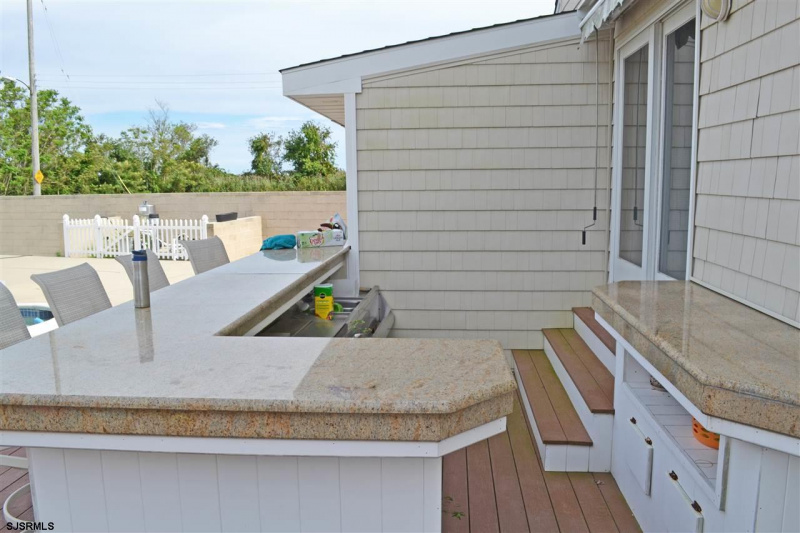 601 Kingsley, Ventnor, New Jersey 00840-6, 5 Bedrooms Bedrooms, 15 Rooms Rooms,3 BathroomsBathrooms,Residential,For Sale,Kingsley,541393