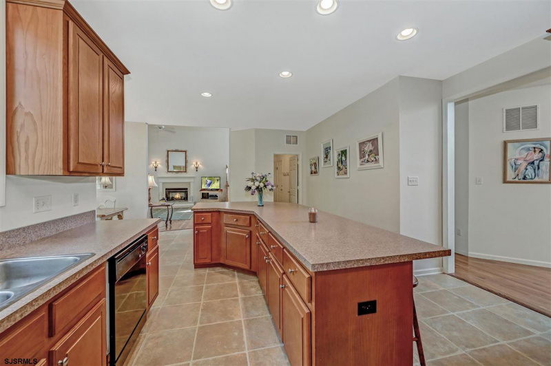 4 Marshall Dr, Egg Harbor Township, New Jersey 08234, 4 Bedrooms Bedrooms, 16 Rooms Rooms,2 BathroomsBathrooms,Residential,For Sale,Marshall Dr,541400