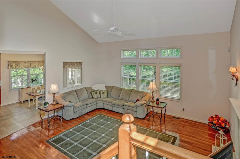 4 Marshall Dr, Egg Harbor Township, New Jersey 08234, 4 Bedrooms Bedrooms, 16 Rooms Rooms,2 BathroomsBathrooms,Residential,For Sale,Marshall Dr,541400