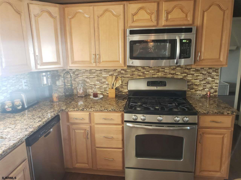 112 Bayshore, Brigantine, New Jersey 08203, 4 Bedrooms Bedrooms, 8 Rooms Rooms,2 BathroomsBathrooms,Residential,For Sale,Bayshore,541405