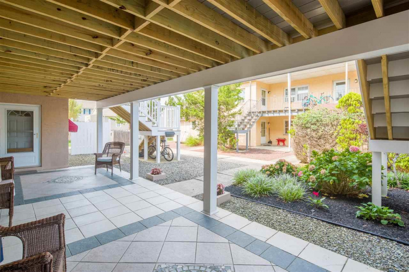 9303 3rd Ave, Stone Harbor, New Jersey 08247, 2 Bedrooms Bedrooms, 4 Rooms Rooms,1 BathroomBathrooms,Condominium,For Sale,3rd Ave,541415