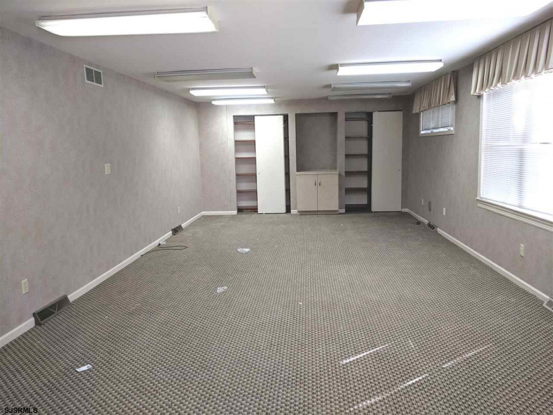 204 White Horse Pike, Galloway Township, New Jersey 08205, ,Commercial/industrial,For Sale,White Horse Pike,541431