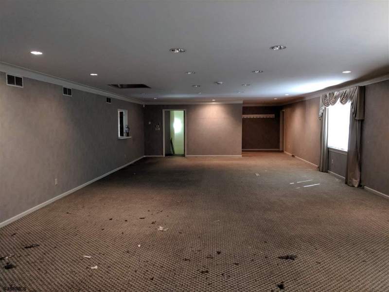 204 White Horse Pike, Galloway Township, New Jersey 08205, ,Commercial/industrial,For Sale,White Horse Pike,541431