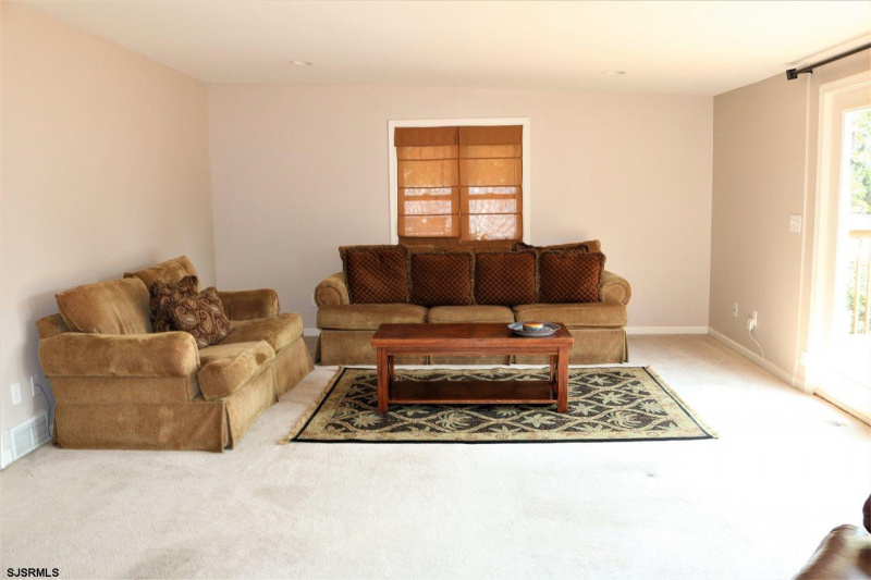 115 Balfour Ave, Linwood, New Jersey 08221, 4 Bedrooms Bedrooms, 10 Rooms Rooms,4 BathroomsBathrooms,Residential,For Sale,Balfour Ave,541433