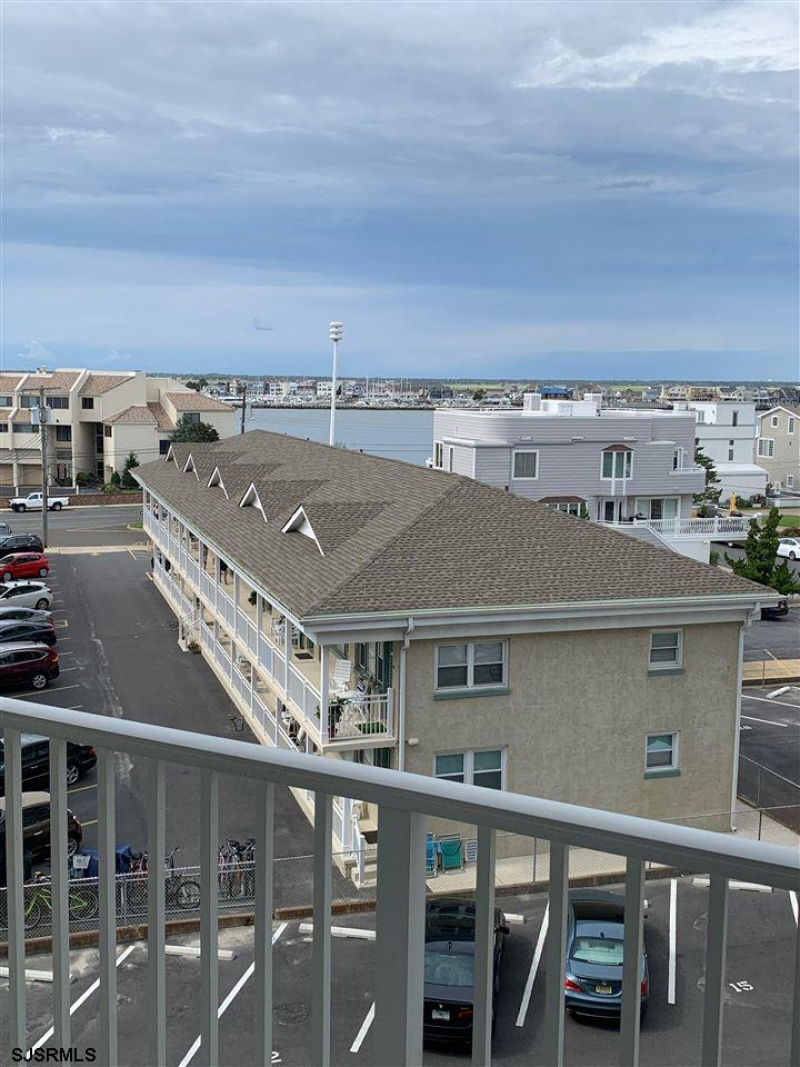 111 16th Ave, Longport, New Jersey 08403, 1 Bedroom Bedrooms, 4 Rooms Rooms,1 BathroomBathrooms,Condominium,For Sale,16th Ave,541427