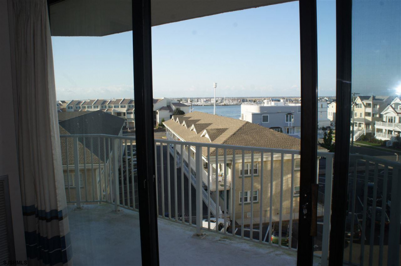 111 16th Ave, Longport, New Jersey 08403, 1 Bedroom Bedrooms, 4 Rooms Rooms,1 BathroomBathrooms,Condominium,For Sale,16th Ave,541427