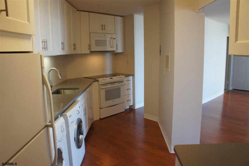 111 16th Ave, Longport, New Jersey 08403, 1 Bedroom Bedrooms, 4 Rooms Rooms,1 BathroomBathrooms,Condominium,For Sale,16th Ave,541427