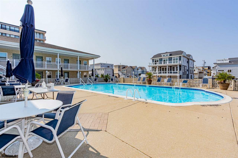 1600 Atlantic Ave, Longport, New Jersey 08403, 2 Rooms Rooms,1 BathroomBathrooms,Condominium,For Sale,Atlantic Ave,541437