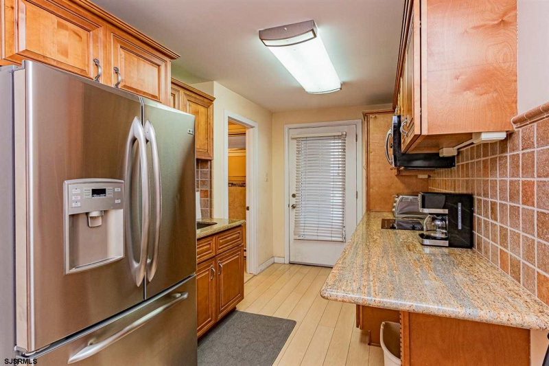 1600 Atlantic Ave, Longport, New Jersey 08403, 2 Rooms Rooms,1 BathroomBathrooms,Condominium,For Sale,Atlantic Ave,541437