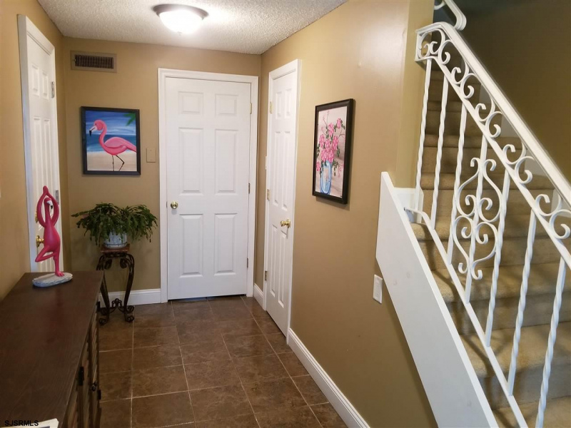 26 Washington B, Margate, New Jersey 08402, 3 Bedrooms Bedrooms, 10 Rooms Rooms,2 BathroomsBathrooms,Residential,For Sale,Washington B,541446
