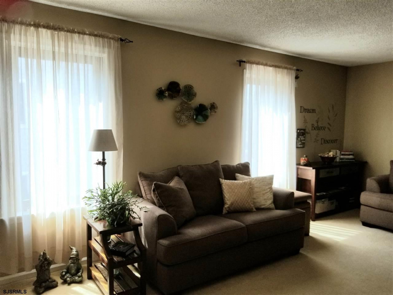 26 Washington B, Margate, New Jersey 08402, 3 Bedrooms Bedrooms, 10 Rooms Rooms,2 BathroomsBathrooms,Residential,For Sale,Washington B,541446