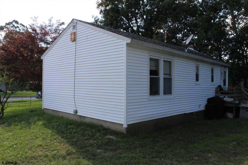 808 Ashland, Pleasantville, New Jersey 08232-4310, 2 Bedrooms Bedrooms, 5 Rooms Rooms,1 BathroomBathrooms,Residential,For Sale,Ashland,540842