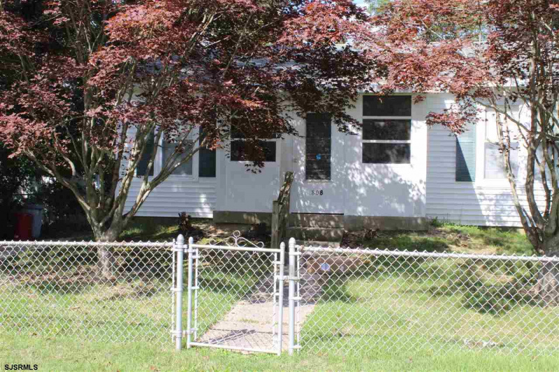 808 Ashland, Pleasantville, New Jersey 08232-4310, 2 Bedrooms Bedrooms, 5 Rooms Rooms,1 BathroomBathrooms,Residential,For Sale,Ashland,540842