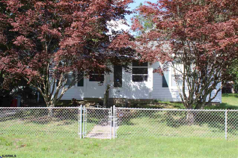 808 Ashland, Pleasantville, New Jersey 08232-4310, 2 Bedrooms Bedrooms, 5 Rooms Rooms,1 BathroomBathrooms,Residential,For Sale,Ashland,540842