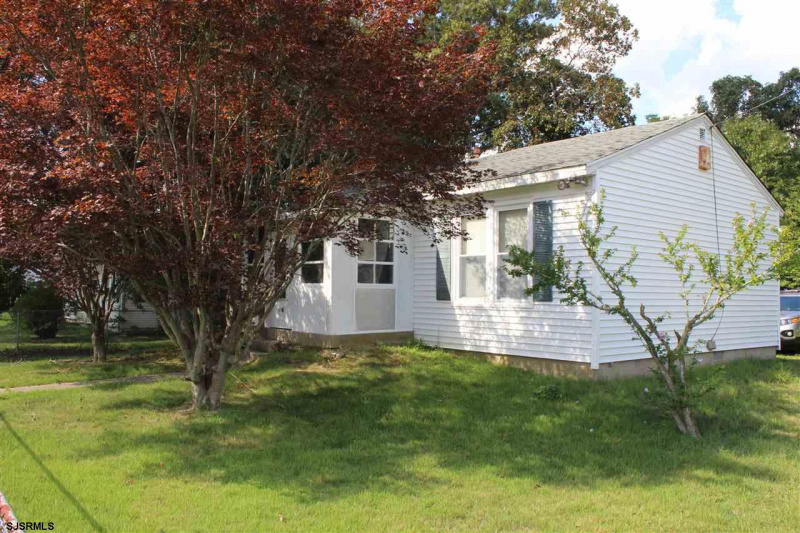 808 Ashland, Pleasantville, New Jersey 08232-4310, 2 Bedrooms Bedrooms, 5 Rooms Rooms,1 BathroomBathrooms,Residential,For Sale,Ashland,540842