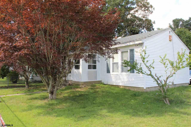 808 Ashland, Pleasantville, New Jersey 08232-4310, 2 Bedrooms Bedrooms, 5 Rooms Rooms,1 BathroomBathrooms,Residential,For Sale,Ashland,540842