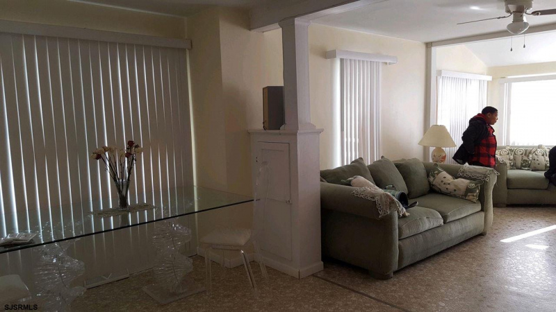 1304 Garrison, Vineland, New Jersey 08360, 2 Bedrooms Bedrooms, 5 Rooms Rooms,1 BathroomBathrooms,Residential,For Sale,Garrison,541476