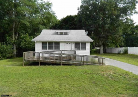 1304 Garrison, Vineland, New Jersey 08360, 2 Bedrooms Bedrooms, 5 Rooms Rooms,1 BathroomBathrooms,Residential,For Sale,Garrison,541476