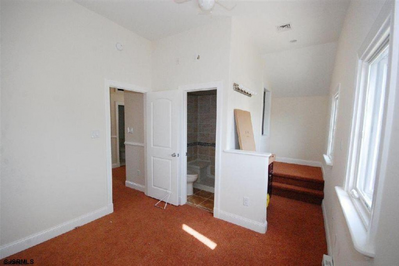 202 Washington, Ventnor, New Jersey 08406, 2 Bedrooms Bedrooms, 5 Rooms Rooms,2 BathroomsBathrooms,Residential,For Sale,Washington,541496