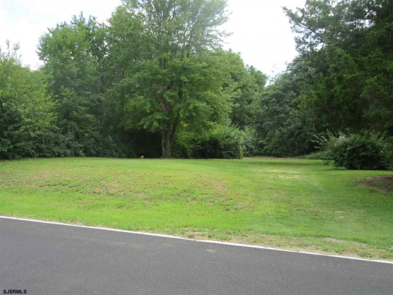 1060 Dragston, Dividing Creek, New Jersey 08315, 3 Bedrooms Bedrooms, 6 Rooms Rooms,1 BathroomBathrooms,Residential,For Sale,Dragston,541502